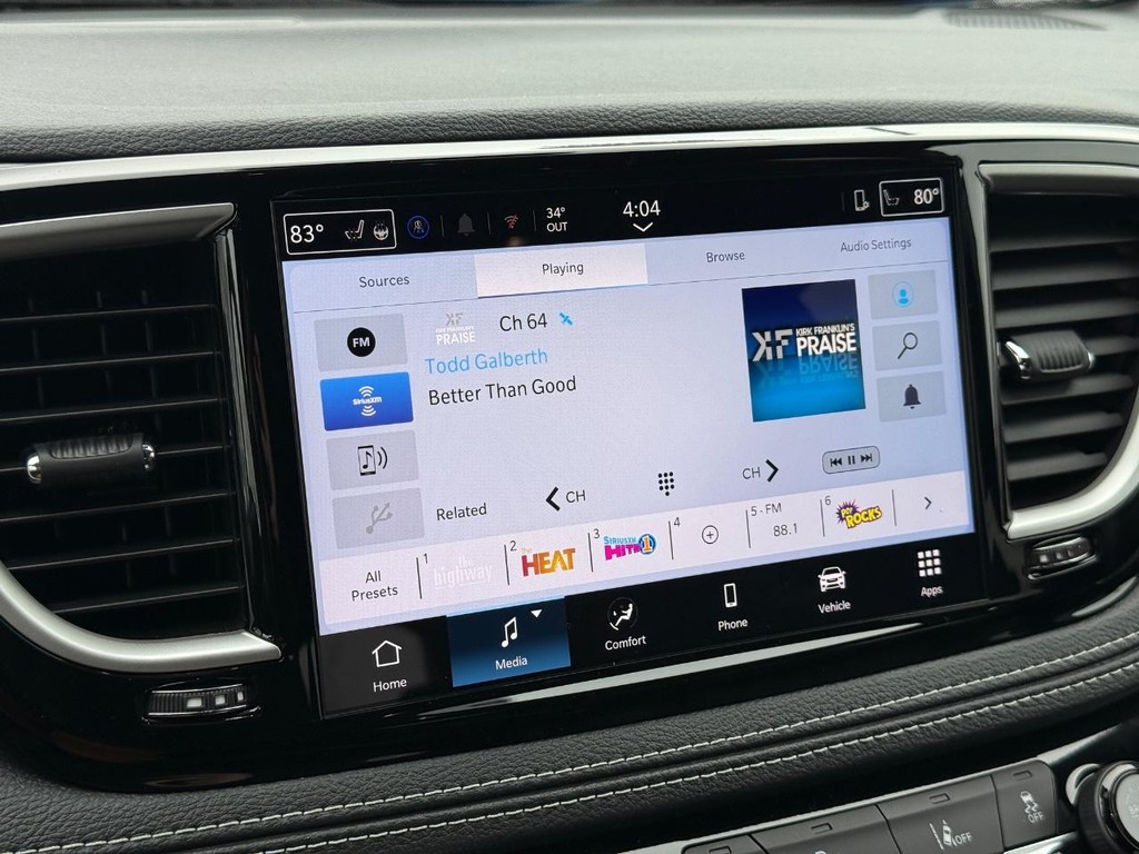 Chrysler Pacifica Vehicle Full-screen Gallery Image 18