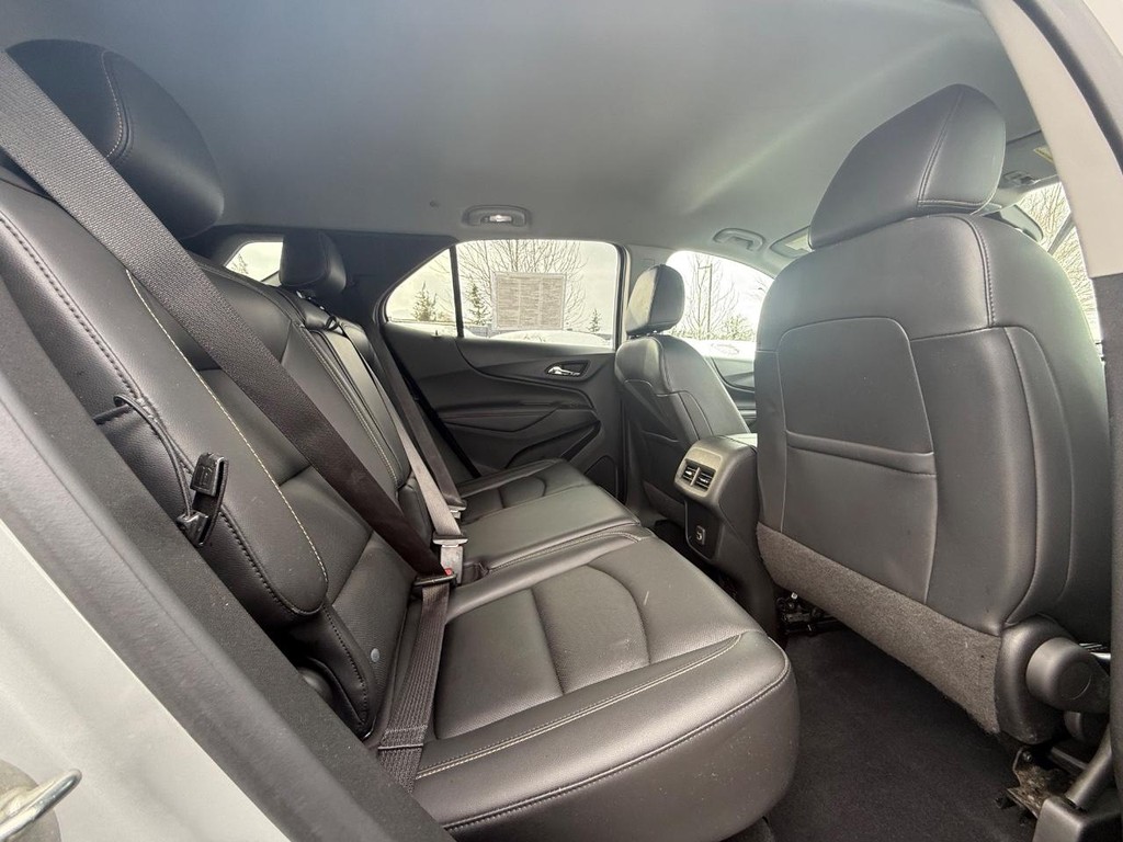 Chevrolet Equinox Vehicle Full-screen Gallery Image 08