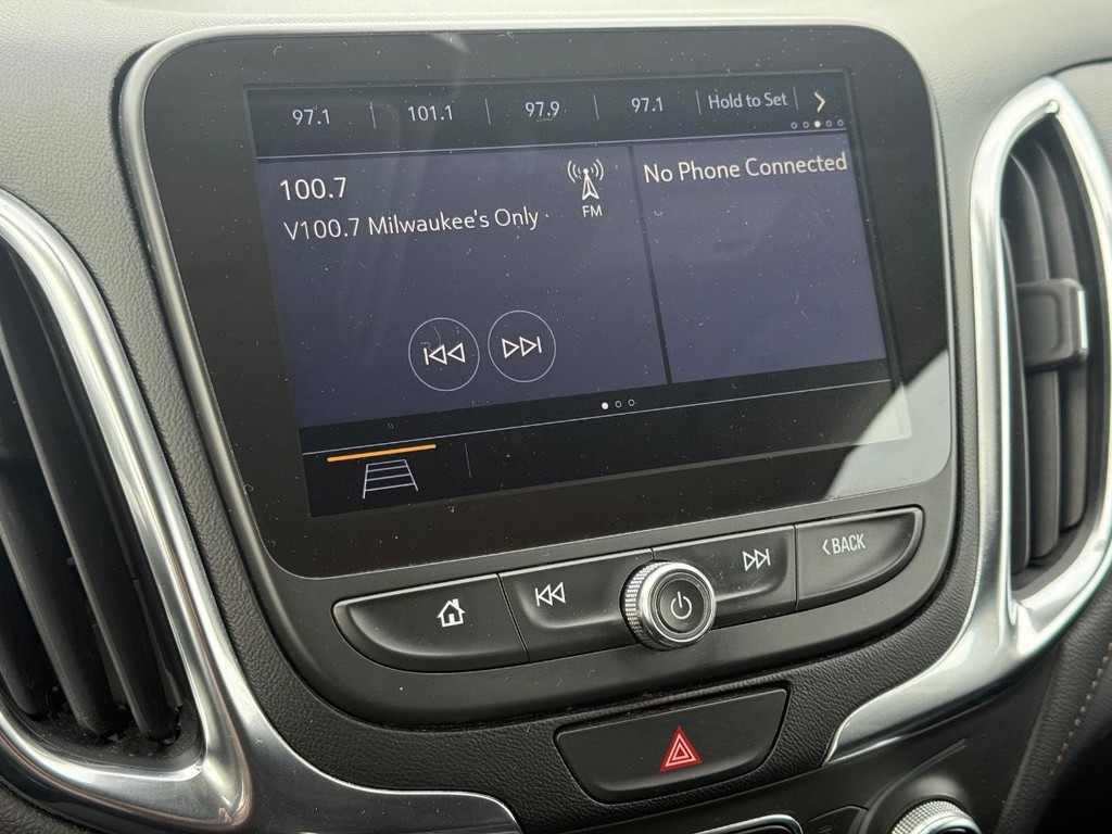 Chevrolet Equinox Vehicle Full-screen Gallery Image 14