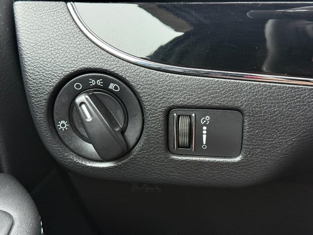 Dodge Grand Caravan Vehicle Full-screen Gallery Image 20