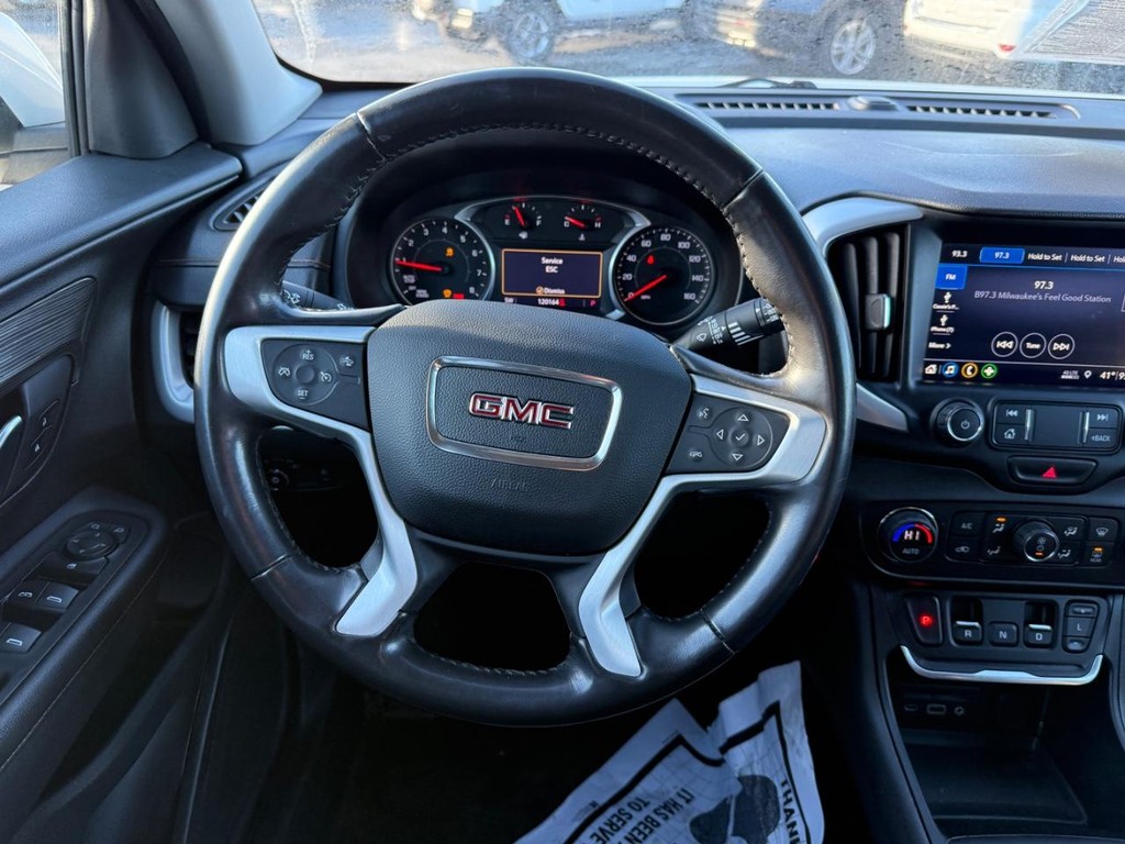 GMC Terrain Vehicle Full-screen Gallery Image 09