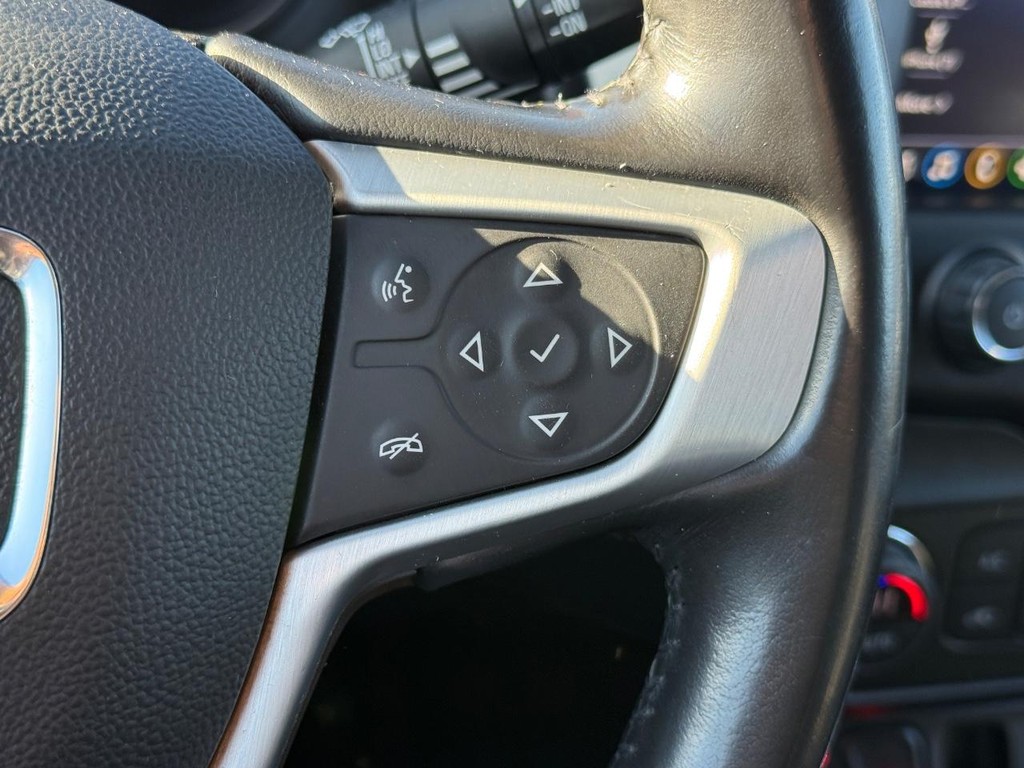 GMC Terrain Vehicle Full-screen Gallery Image 15