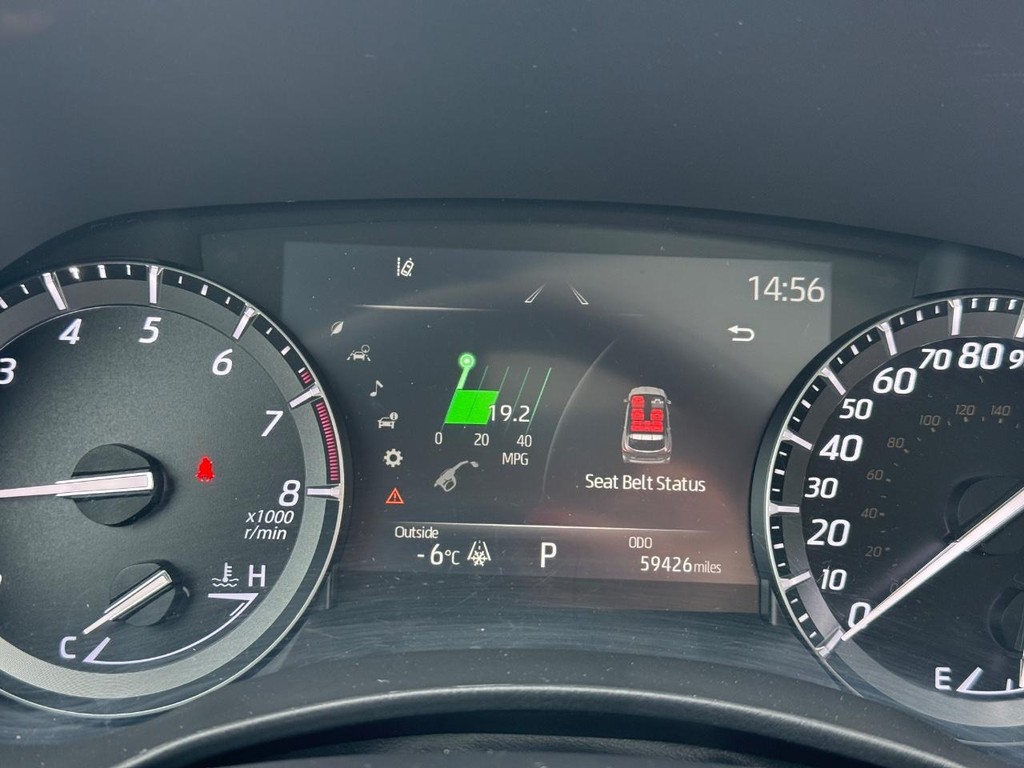 Toyota Highlander Vehicle Full-screen Gallery Image 16