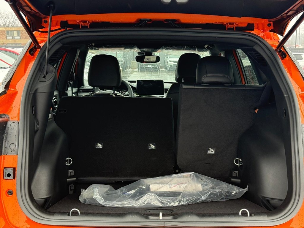 Jeep Compass Vehicle Full-screen Gallery Image 05