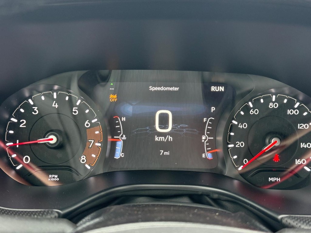 Jeep Compass Vehicle Full-screen Gallery Image 17