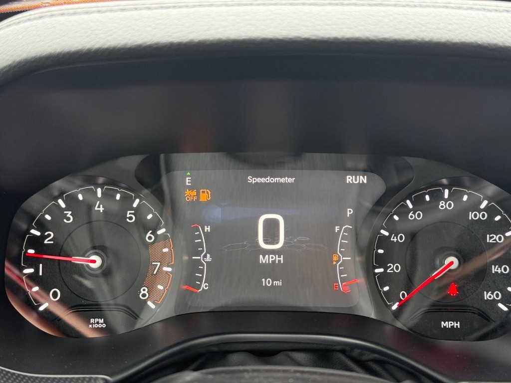 Jeep Compass Vehicle Full-screen Gallery Image 16