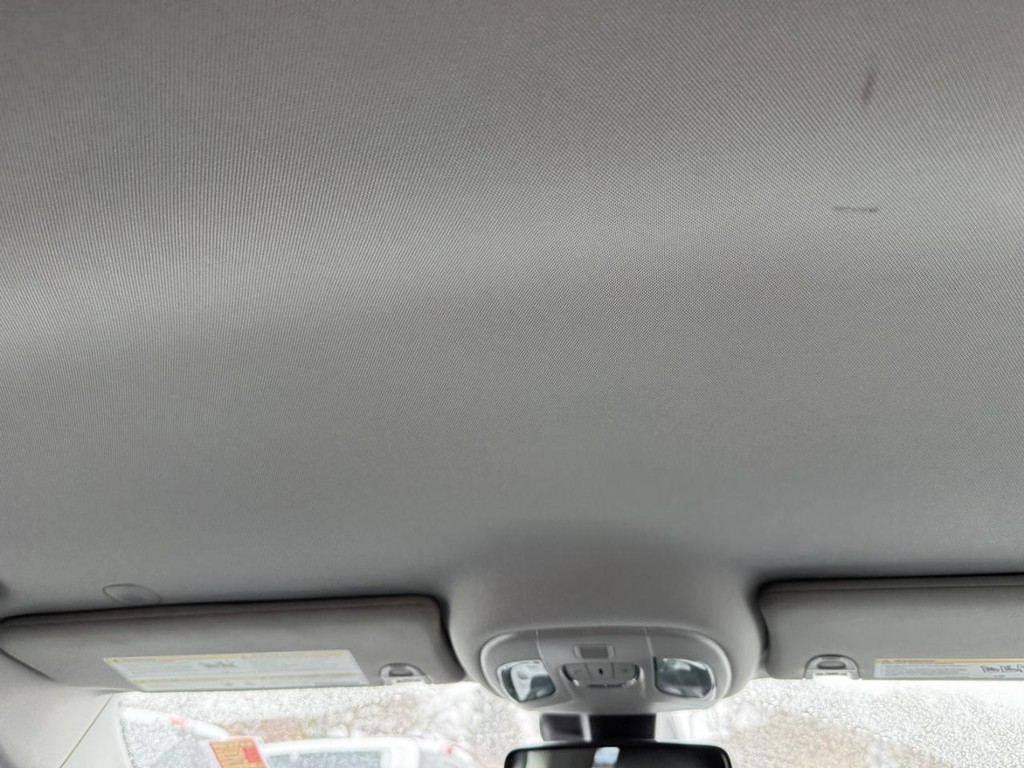 Jeep Compass Vehicle Full-screen Gallery Image 10