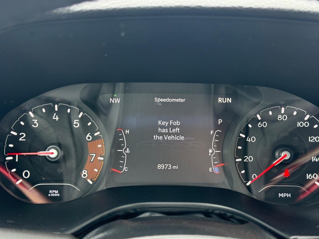 Jeep Compass Vehicle Full-screen Gallery Image 16