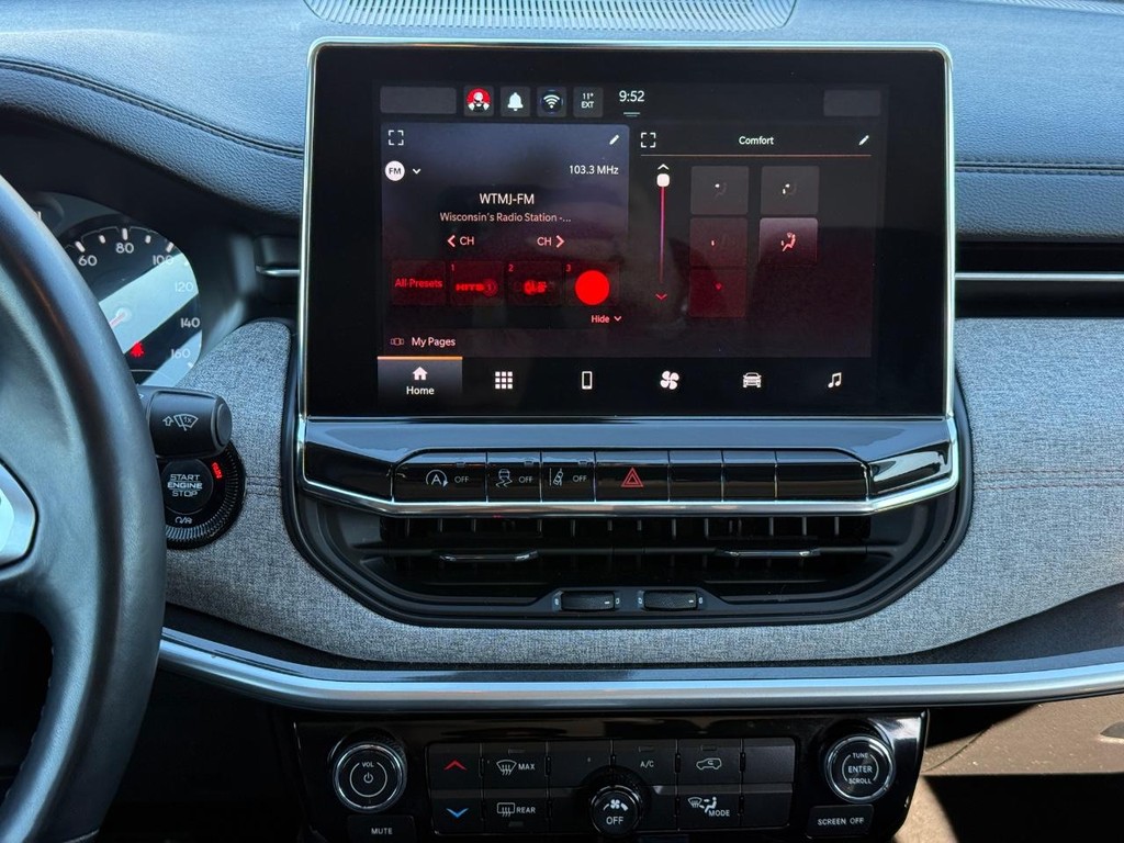 Jeep Compass Vehicle Full-screen Gallery Image 09