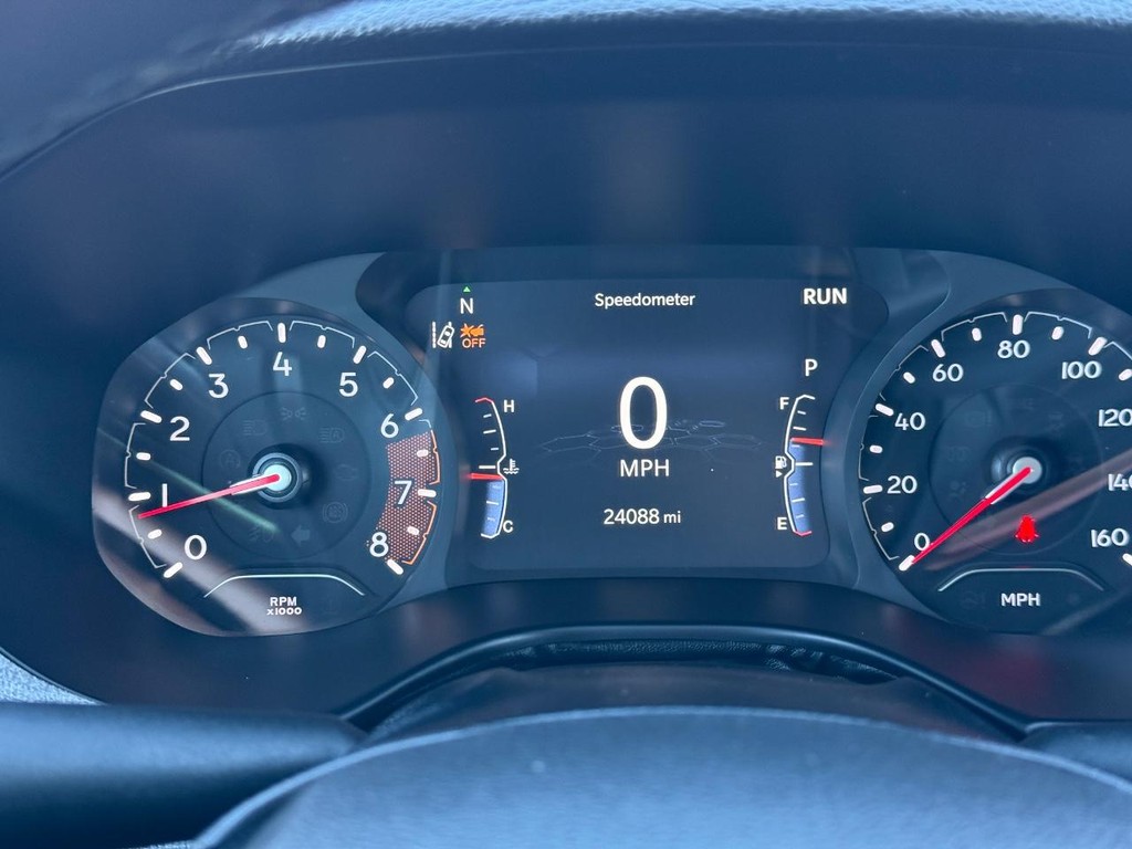 Jeep Compass Vehicle Full-screen Gallery Image 17