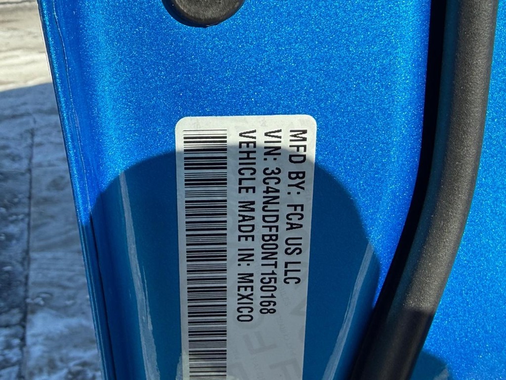 Jeep Compass Vehicle Full-screen Gallery Image 22