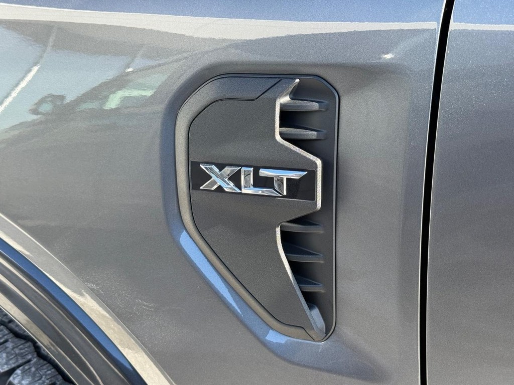 Ford Ranger Vehicle Full-screen Gallery Image 08