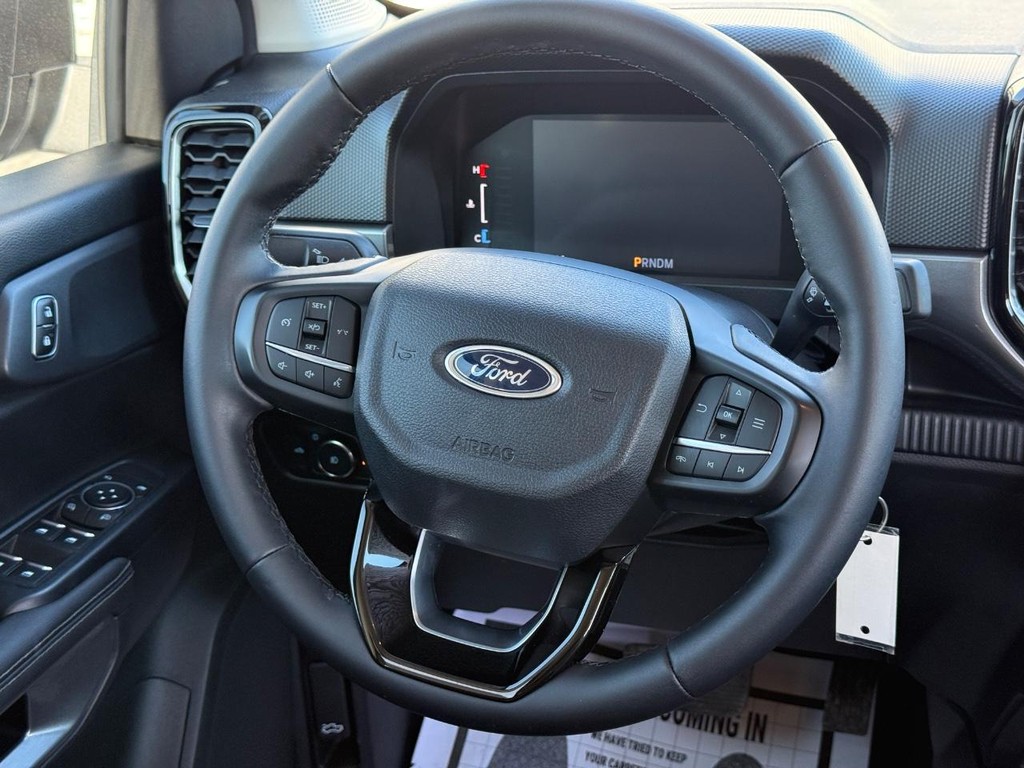 Ford Ranger Vehicle Full-screen Gallery Image 14