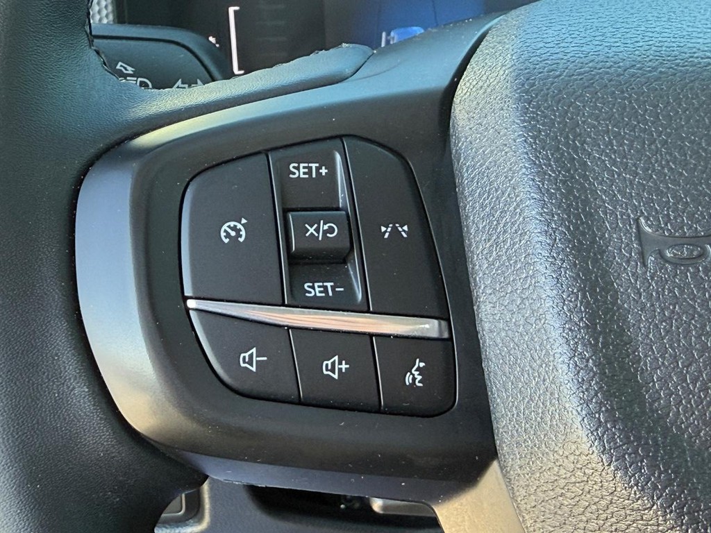 Ford Ranger Vehicle Full-screen Gallery Image 15