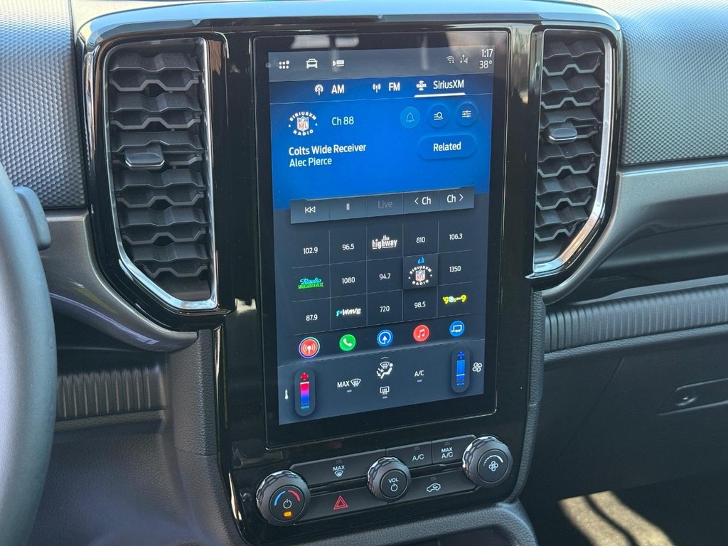 Ford Ranger Vehicle Full-screen Gallery Image 17