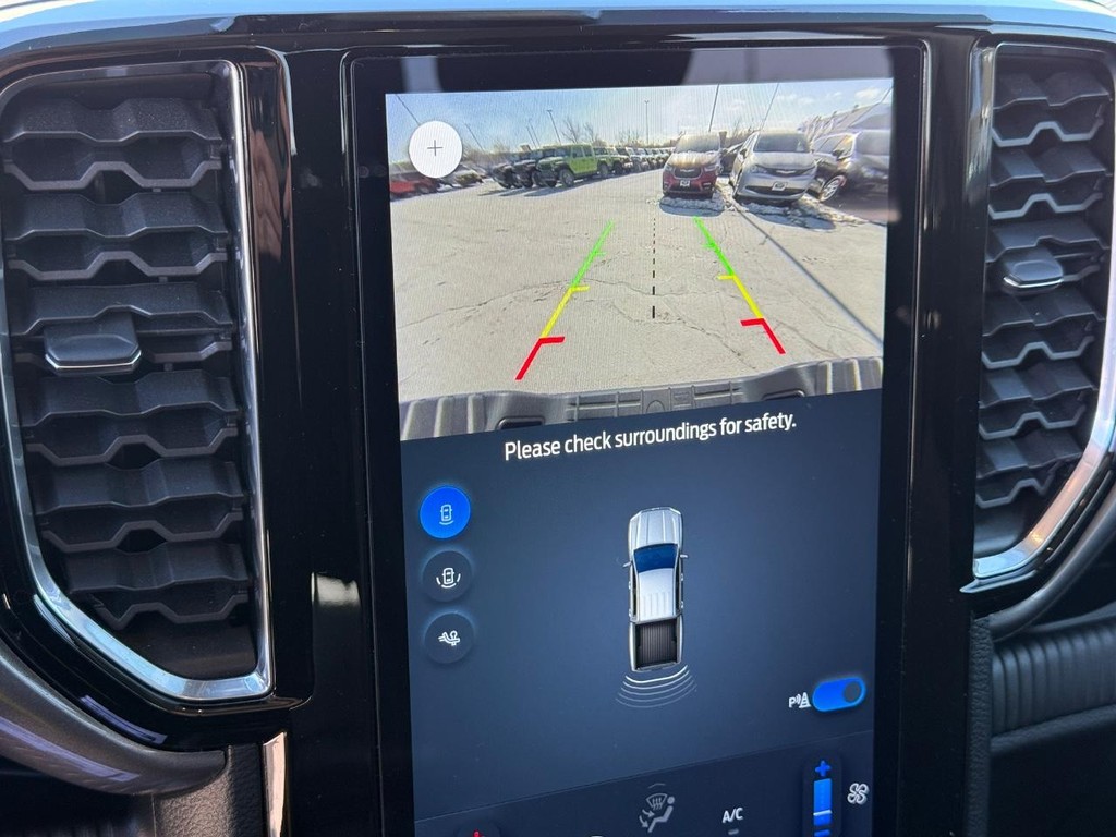 Ford Ranger Vehicle Full-screen Gallery Image 18