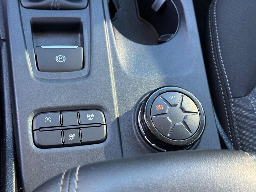 Ford Ranger Vehicle Full-screen Gallery Image 21