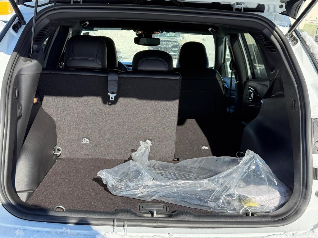 Jeep Compass Vehicle Full-screen Gallery Image 05