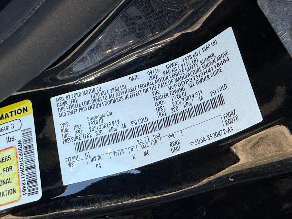 Ford Focus Vehicle Full-screen Gallery Image 22