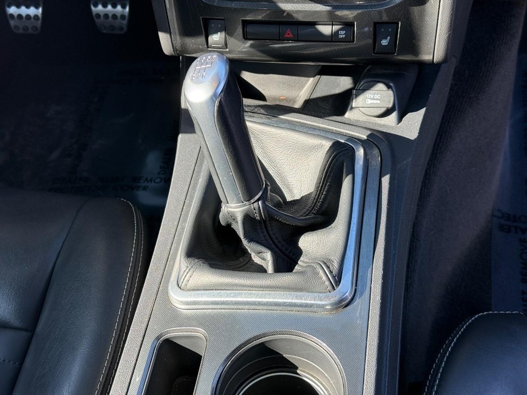 Dodge Challenger Vehicle Full-screen Gallery Image 10