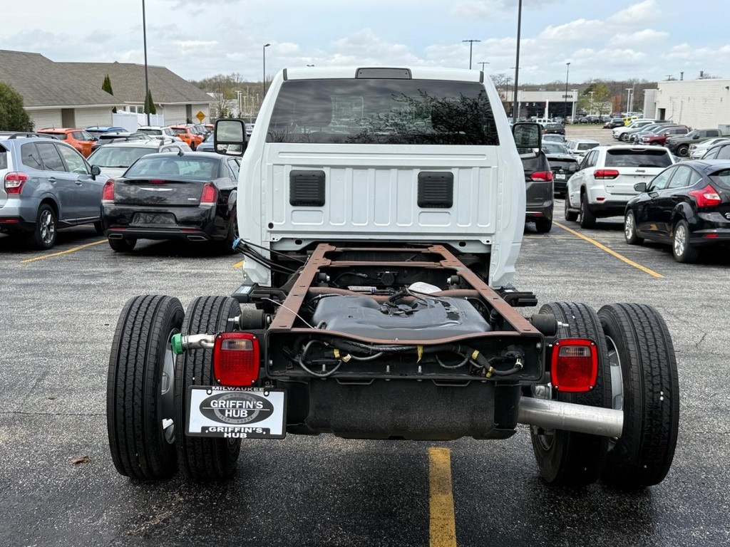 Ram 4500 Chassis Cab Vehicle Full-screen Gallery Image 06