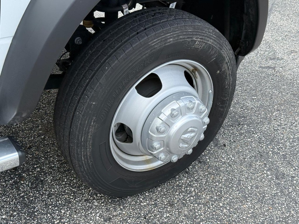 Ram 4500 Chassis Cab Vehicle Full-screen Gallery Image 13