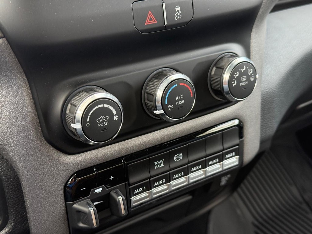 Ram 4500 Chassis Cab Vehicle Full-screen Gallery Image 20