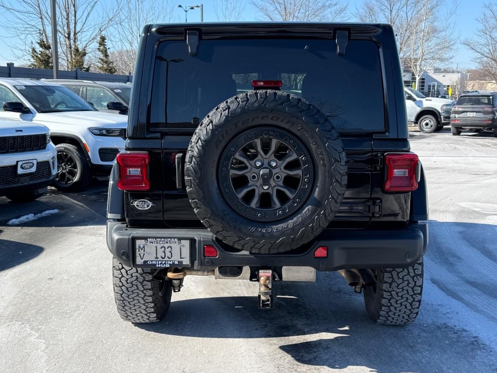 Jeep Wrangler Vehicle Full-screen Gallery Image 04
