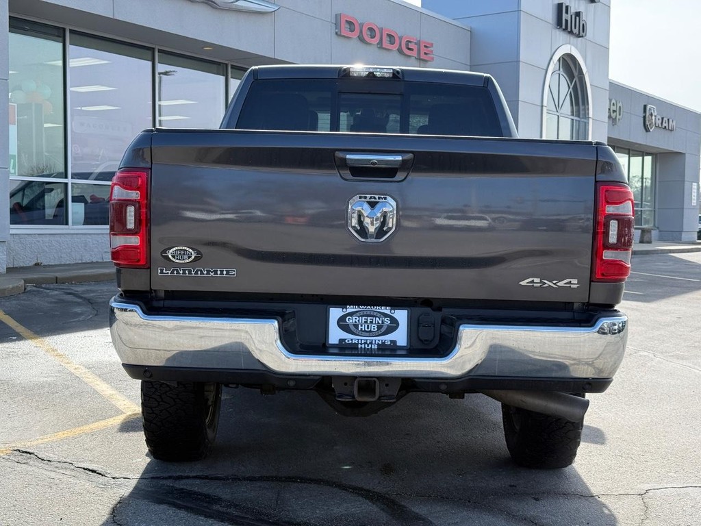 Ram 2500 Vehicle Full-screen Gallery Image 04