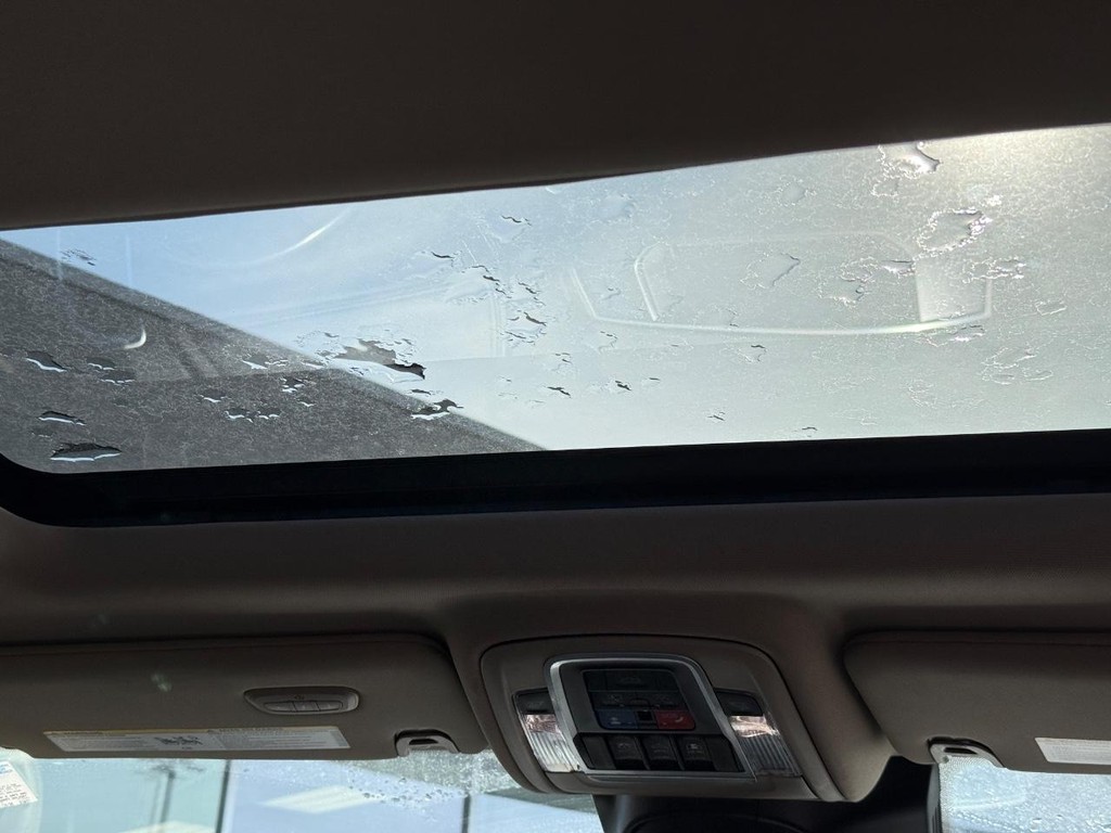 Ram 2500 Vehicle Full-screen Gallery Image 13