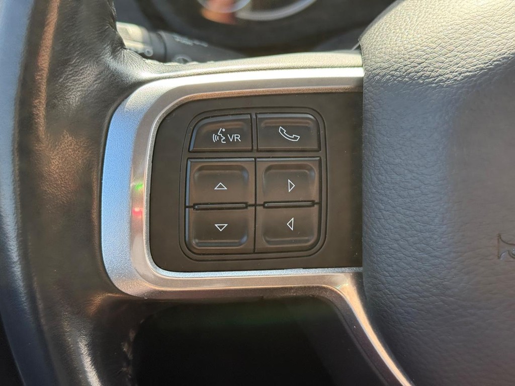 Ram 2500 Vehicle Full-screen Gallery Image 15