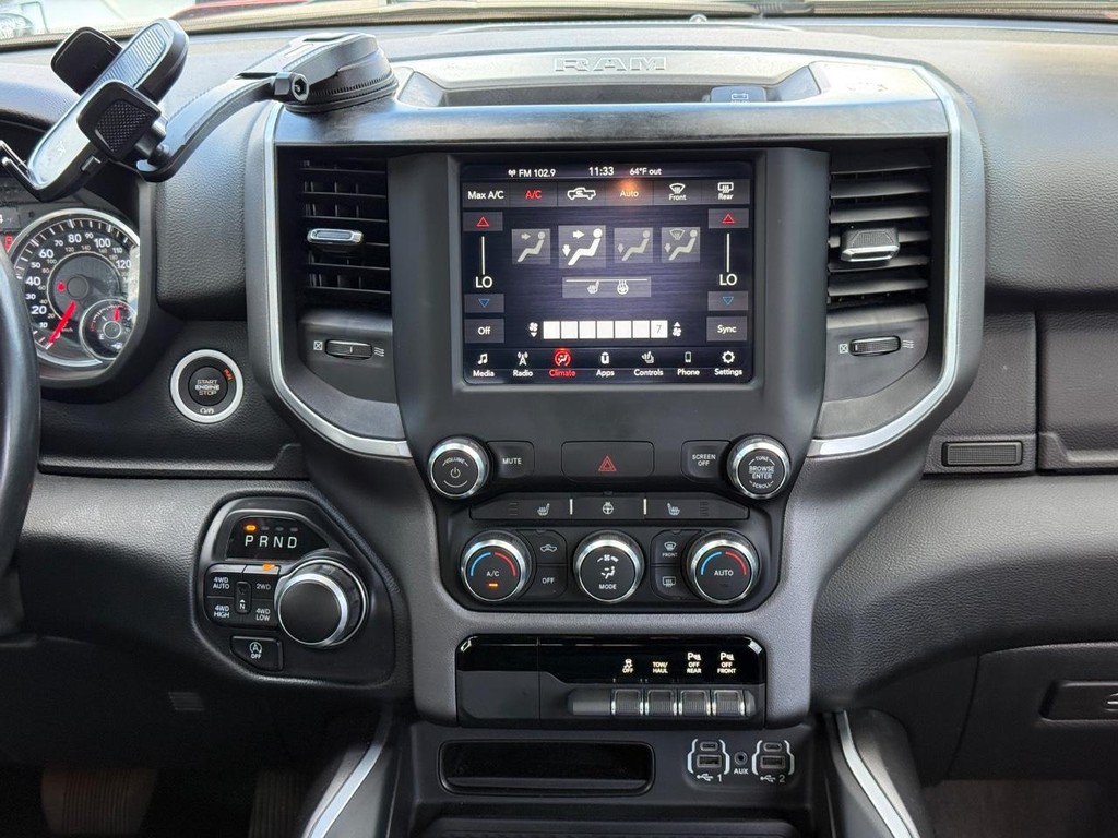 Ram 1500 Vehicle Full-screen Gallery Image 08