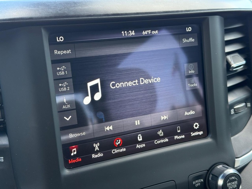 Ram 1500 Vehicle Full-screen Gallery Image 17
