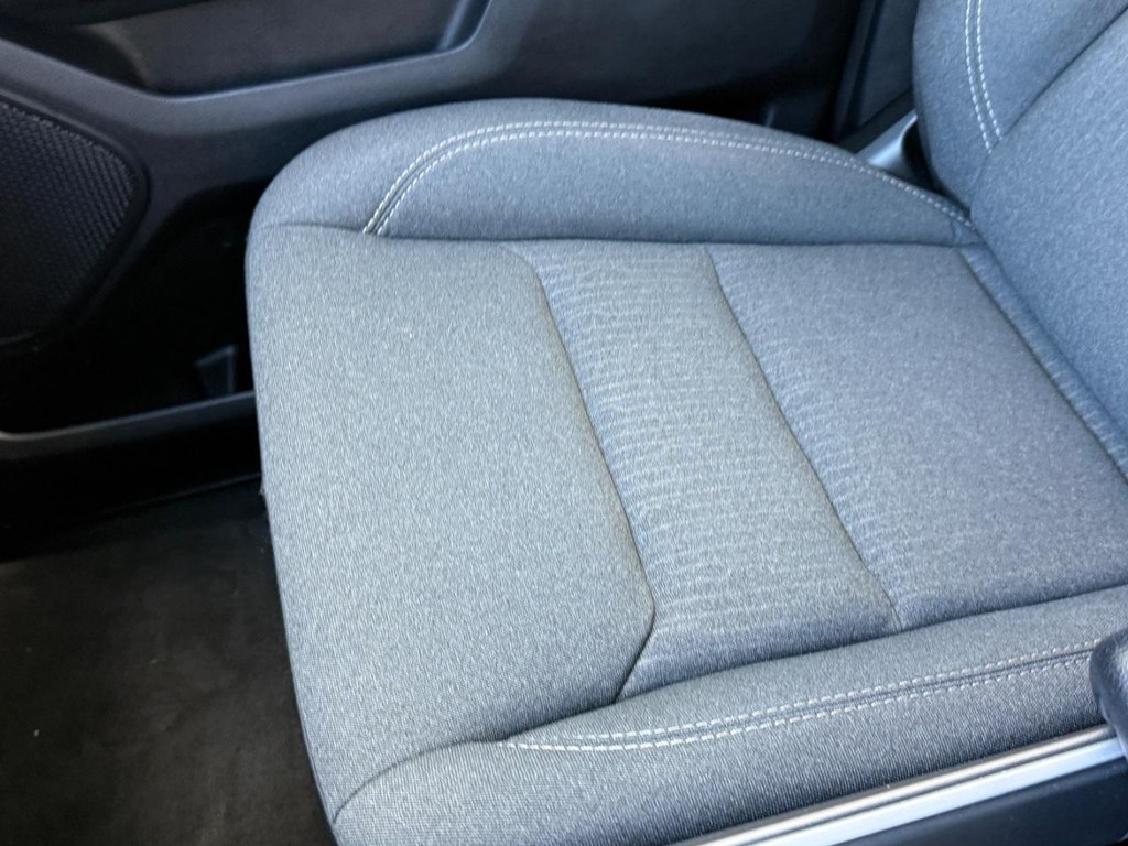 Ram 1500 Vehicle Full-screen Gallery Image 20