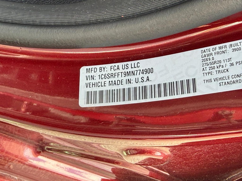 Ram 1500 Vehicle Full-screen Gallery Image 22