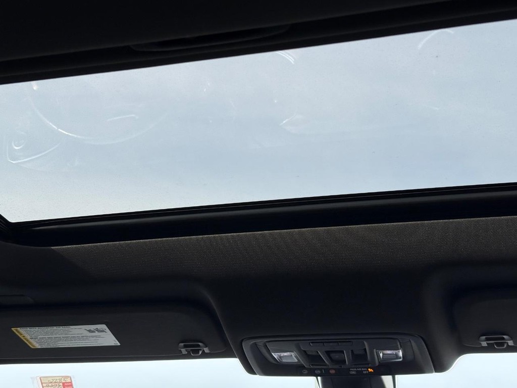 Chevrolet Silverado 1500 Vehicle Full-screen Gallery Image 13