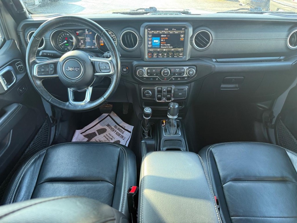 Jeep Wrangler 4xe Vehicle Full-screen Gallery Image 08