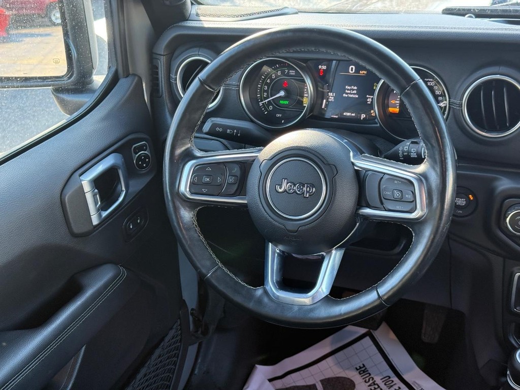 Jeep Wrangler 4xe Vehicle Full-screen Gallery Image 11