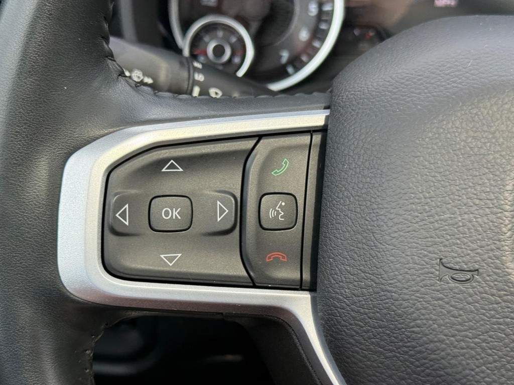 Ram 1500 Vehicle Full-screen Gallery Image 15