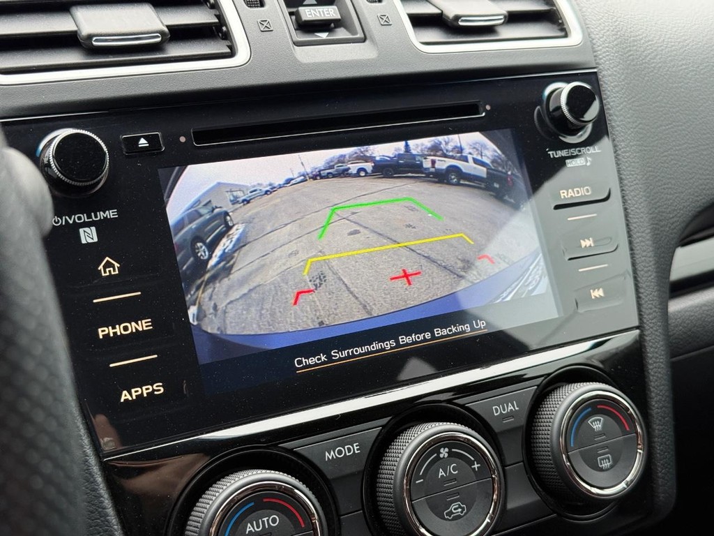 Subaru WRX Vehicle Full-screen Gallery Image 18