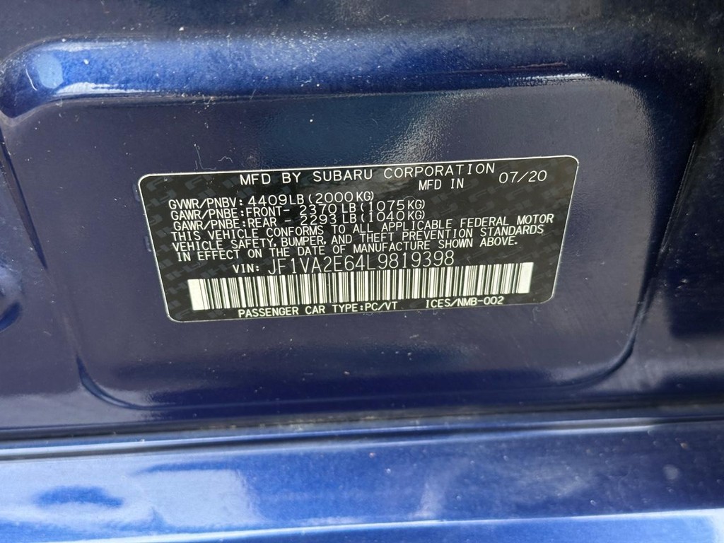 Subaru WRX Vehicle Full-screen Gallery Image 22