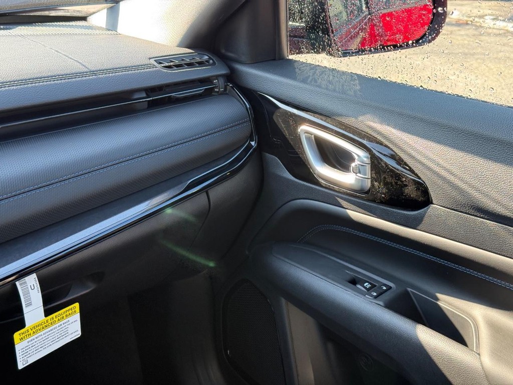 Jeep Compass Vehicle Full-screen Gallery Image 12