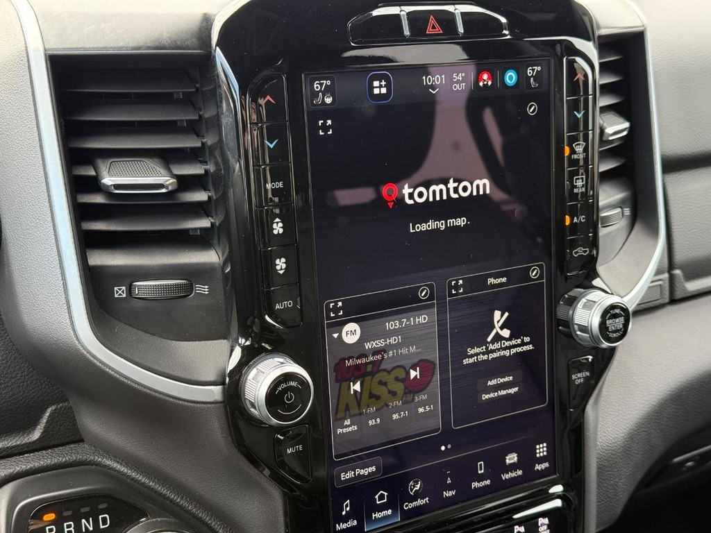 Ram 1500 Vehicle Full-screen Gallery Image 15