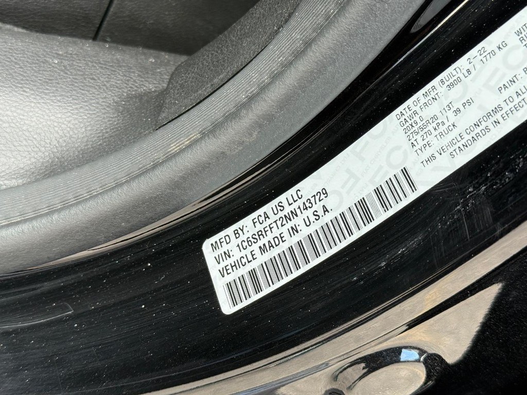 Ram 1500 Vehicle Full-screen Gallery Image 19