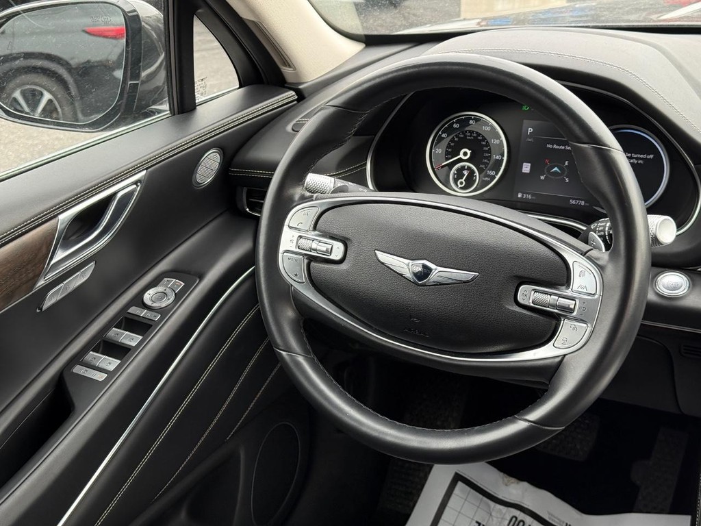 Genesis GV80 Vehicle Full-screen Gallery Image 11