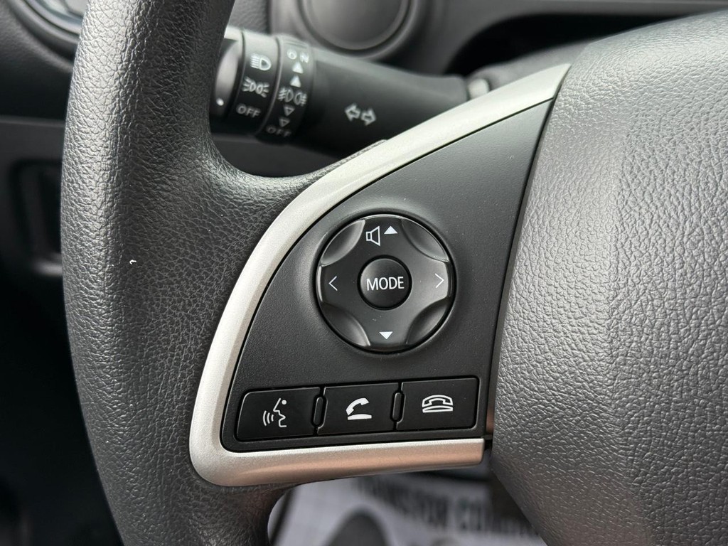 Mitsubishi Mirage Vehicle Full-screen Gallery Image 15