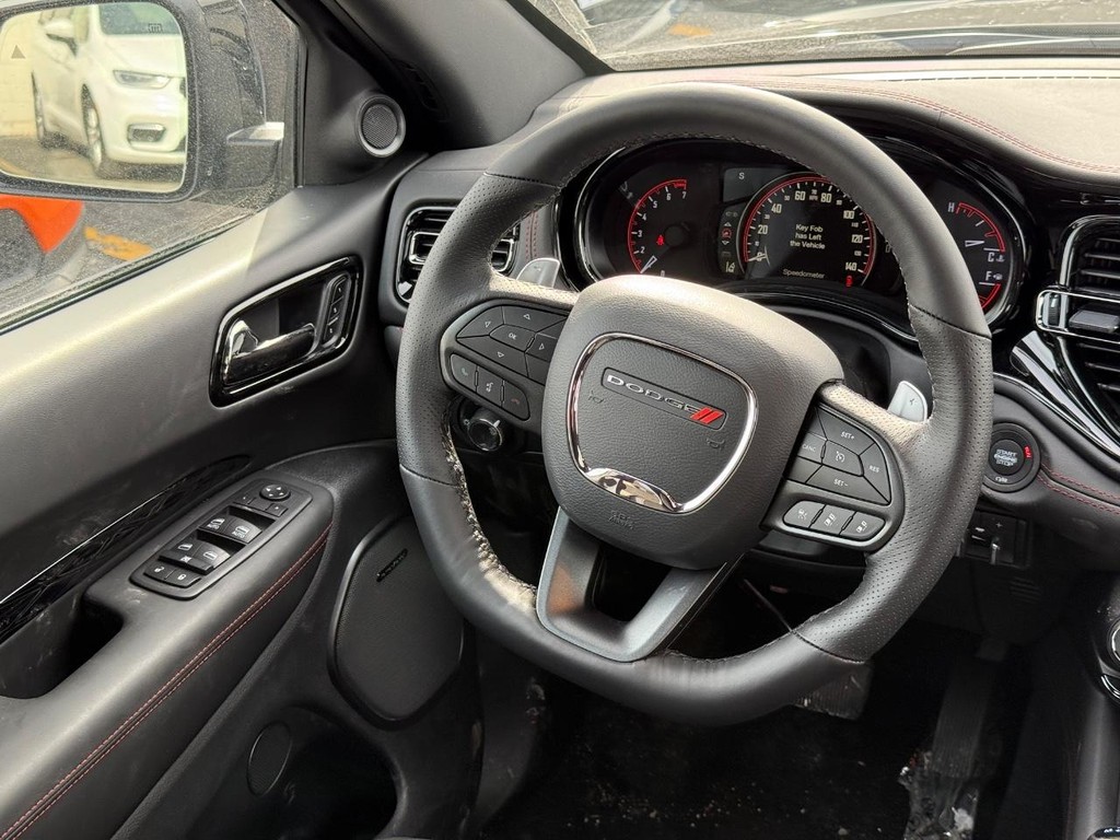 Dodge Durango Vehicle Full-screen Gallery Image 11