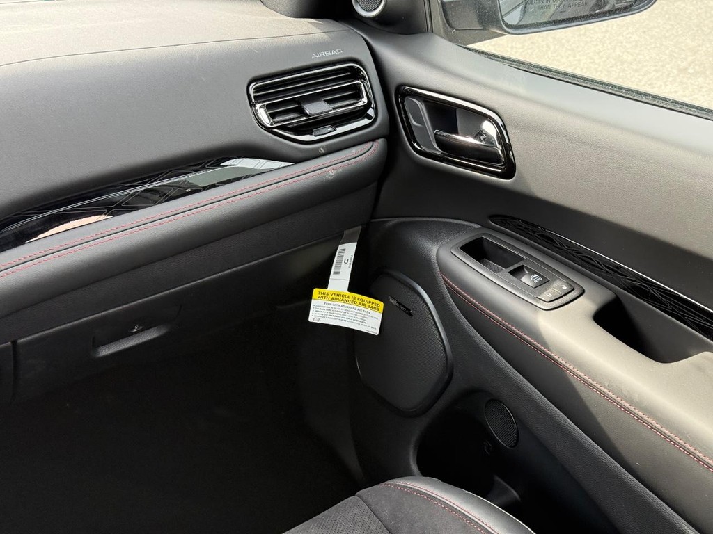 Dodge Durango Vehicle Full-screen Gallery Image 12