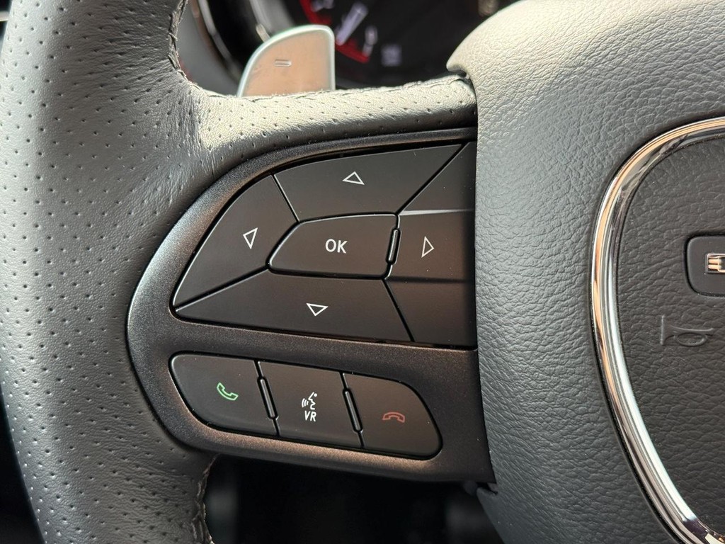 Dodge Durango Vehicle Full-screen Gallery Image 15