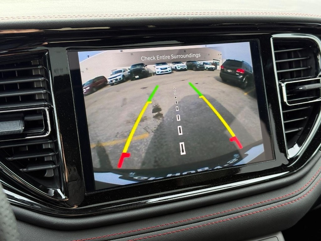 Dodge Durango Vehicle Full-screen Gallery Image 18